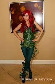 Cosplay And Lifestyle Blogger Halloween Easy Poison Ivy Cosplay Costume And Make Poison Ivy Costume Diy Poison Ivy Halloween Costume Halloween Pumpkin Makeup