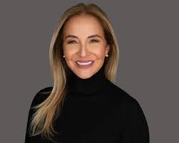 Patricia Ares's Instagram, Twitter & Facebook