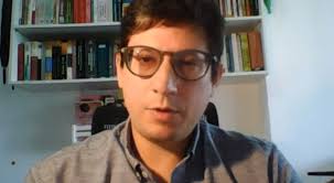 Tolerância à violência policial é face do racismo estrutural, diz defensor 