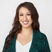 Amy Ewert's Instagram, Twitter & Facebook