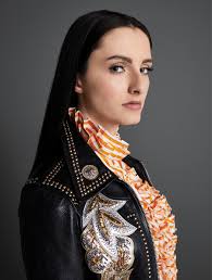 Spring Break(out): Find the Dazzling Outfits That Will Set You Free