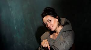 Народилася 16 червня 1980 р. Solomiya Vitvicka Golovne Shob Gorili Ochi Bo Koli Mriya Shalena Vona Obov Yazkovo Zdijsnitsya Zhurnal Woman Magazine