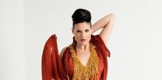 On the edge of editing her second album of originals, fábia rebordão presents herself to the public with a renewed image and with the certainty that the year 2016 will be another milestone in her career. Fabia Rebordao In Concert