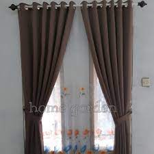 Fungsi gorden atau tirai sudah lama gorden / tirai dikenal dan digunakan dalam rumah, mungkin sama iamanya dengan kehadiran jendela. Jual Gorden Import Blackout Polos Di Lapak Gorden Pintu Gorden Jendela Bukalapak