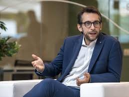 E tutto attorno serpeggia sempre più il nervosismo. Milano Muro Leghista Alla Nomina Di Maran L Assessore Non Andra Al Ministero Infrastrutture E Trasporti Corriere It
