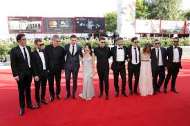 Hugo sigman es un empresario argentino, fundador, ceo y accionista de grupo insud, un conjunto al principio fueron 23 socios, entre los que se encuentra hugo sigman, ceo de grupo insud; Hugo Sigman Zimbio