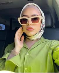 Bella Berg (bellawitaberg)