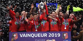 Quand il a réussi, notamment grâce à son abnégation, les marseillais sont parvenus à couper ses transmissions vers terrier ou dembélé dans l'axe. Coupe De France Revivez La Victoire Historique De Rennes Face Au Psg