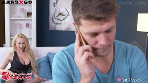 إجتماع مغلق مع زوجة أبي - مترجم xnxx