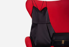Not only does it simulate a sunset to help you fall asleep with ease, but it creates a a pillow might seem like an odd valentine's day gift, but it's something he probably hasn't thought to purchase for himself and it will make a world. Valentine S Day 2020 Gift Ideas For Him Her Zalora Singapore