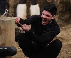 Intra pe acest site pentru a viziona pe 27 martie 2019, emisiunea ferma sezonul 4 episodul 25 online integral, gratuit. Ferma 2019 Cine Este Marius CrÄciun Concurentul Care StÄ In Umbra Dianei BelbiÅ£Ä Click