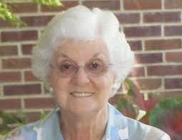 Elaine Decker's Instagram, Twitter & Facebook