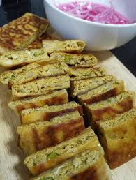 Kudapan yang satu ini juga bisa dibuat di rumah dengan memakai wajan atau alat masak cekung. Resepi Dan Cara Buat Murtabak Kulit Popia Yang Mudah Sedap