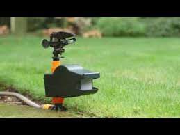 The hoont™ cobra water jet blaster animal repeller is the most humane method for keeping animals and pests out of your property. Pest Xt Jet Spray Pest Repeller From Clifford James Youtube
