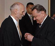 Jan olszewski podczas pobytu w domu stracił przytomność i został przewieziony do szpitala. Jan Olszewski Wikipedia Wolna Encyklopedia