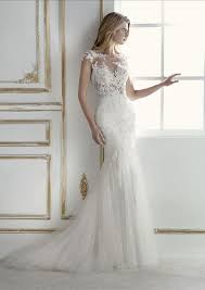 Unsere redaktion hat unterschiedliche hersteller verglichen und wir präsentieren unseren brautkleides lesern hier unsere resultate. Brautkleider Das Passende Brautkleid Fur Ihren Grossen Tag