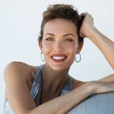 Amy Speaker's Instagram, Twitter & Facebook