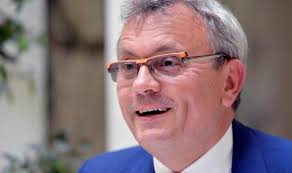 3,326 likes · 24 talking about this. Vladimir Dlouhy Pokud Budu Sefem Oecd Do Prezidentskych Voleb Nejspise Nepujdu E15 Cz