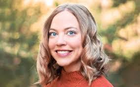 Andrea Purnell's Instagram, Twitter & Facebook