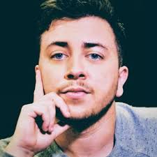 Elliott Stiles (@ElliottStiles)