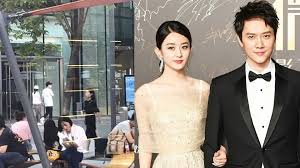 See more of 馮紹峰威然峰行台灣區 on facebook. é¦®ç´¹å³° è¶™éº—ç©Žç‰½æ‰‹é€›è¡— é™¤äº† çŸ¥å¦çŸ¥å¦ å¤– åŽŸä¾†å…©äººæ—©å°±åˆä½œå¤šéƒ¨æˆ² Beautyç¾Žäººåœˆ