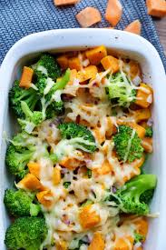 Brokkoliauflauf Mit Susskartoffeln Ein Schnelles Kinderrezept Rezept Brokkoli Auflauf Gesund Kochen Gesunde Rezepte Abendessen