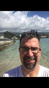 Emily Russell (@emmmmmmmmmiily)