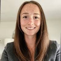 Elizabeth Hardee's Instagram, Twitter & Facebook