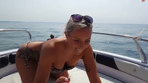 Lilli Vanilli - Boots-fick am Gardasee ungeschminkt ...