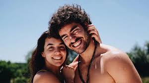 Joga vólei, frequenta o ginásio, e adora sair com os amigos. Jose Condessa Sobre Namoro Com Barbara Branco O Segredo Vem De Nos Darmos Muito Bem