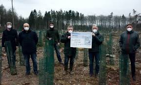 Raiffeisenstraße 3, 54472 monzelfeld (bernkastel) businessähnliche orte in der nähe. Vr Bank Rhein Mosel Spendet Fur Den Hwg Wald Nr Kurier De