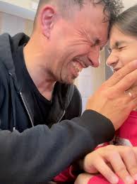 Francesca Miranda Vs Papa Y Mama