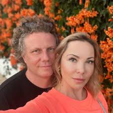 Wypłynął 21 lat temu! Co u niego teraz słychać w życiu prywatnym? Sidney  Polak mówi wprost