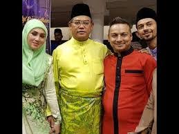 Allahyarham adalah mantan ahli parlimen sri gading dan juga mantan timbalan pengerusi tetap umno malaysia. Boy Iman Dakwa Noh Omar Bawa Dia Jadi Ketua Umno Cawangan Pendedahan Pw Ameno World