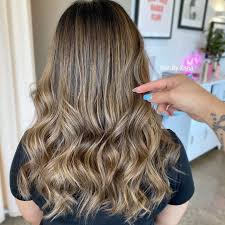 I have, as requested, refrained from washing my hair for a week. 21 Dark Brown Hair With Blonde Highlights Ideas For Luscious Brunettes