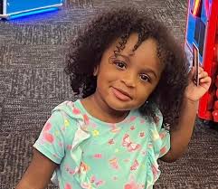 6 days ago this little girl celebrated her 5th birthday. I didn't forget,  life just is crazy right now. Love ya Morgan. Aunt Kayla will see you soon.  ❤️