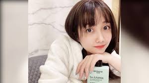 吳佳穎 wu chia ying（證件妹） 。 18,114 個讚 · 15,805 人正在談論這個。運動專長：射擊。 項目：10m空氣手槍及25m運動手槍。 這裡會分享佳穎的個人生活點滴及運動相關訊息。 其他合作、活動請洽瀅瀅 : 4tmeypyyapeaom