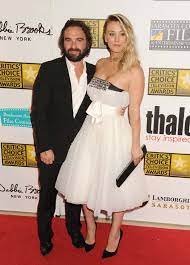 Johnny Galecki speaks about his secret romance with Big Bang Theory co-star Kaley  Cuoco | HELLO!