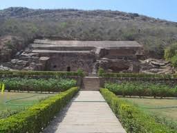 Bimbisara became the king of haryanka dynasty in 544 b.c. Incredible India Bimbisara S Jail
