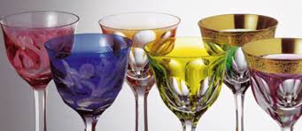 Our app considers products features, online popularity, consumer's reviews, brand reputation, prices, and many more factors, as well as reviews by our experts. 5 Best Wine Glass Brands And Why You Should Pay Attention Crystal Decor