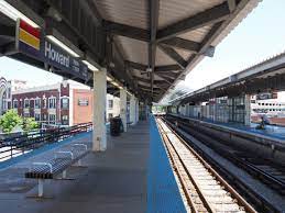 At howard street, yellow line passengers can transfer to the purple or red lines of the cta. Howard Station Cta Wikipedia