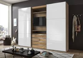 Schwebeturenschrank Magic Mit Drehbaren Tv Element In 2020 Schwebeturenschrank Schrank Renovierung Schlafzimmer Design