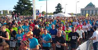 Our walk starts at the politses plateau, where from may to october one can see sheep, cows, and horses grazing. Direct Marathon Et 10 20 Km De Tours Une Victoire Francaise