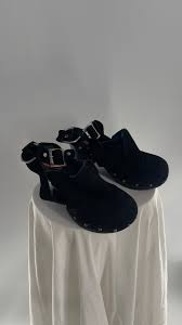 Image result for Gris 1990 ARO