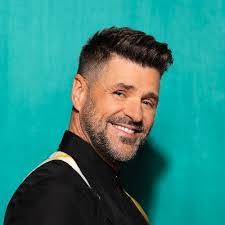 Richard Cantin's Instagram, Twitter & Facebook