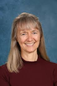 Leanne Rollins's Instagram, Twitter & Facebook