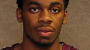 Crazy, buzzer-beating layup in matchup between Junior College powers  (VIDEO)