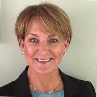 Caroline Cheney's Instagram, Twitter & Facebook