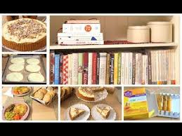 يوميات إمرأة كالسة في الدار مجموعتي الكبيييرة من كتب الطبخ كيك رووعة و عشاء اسباني Youtube Food Food And Drink Baking