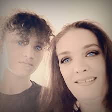 Hi all hope your all very well. Thank you to everyone who helped make the  community a great Halloween night for our local kids. My 2 plus my  granddaughter absolutely loved it.